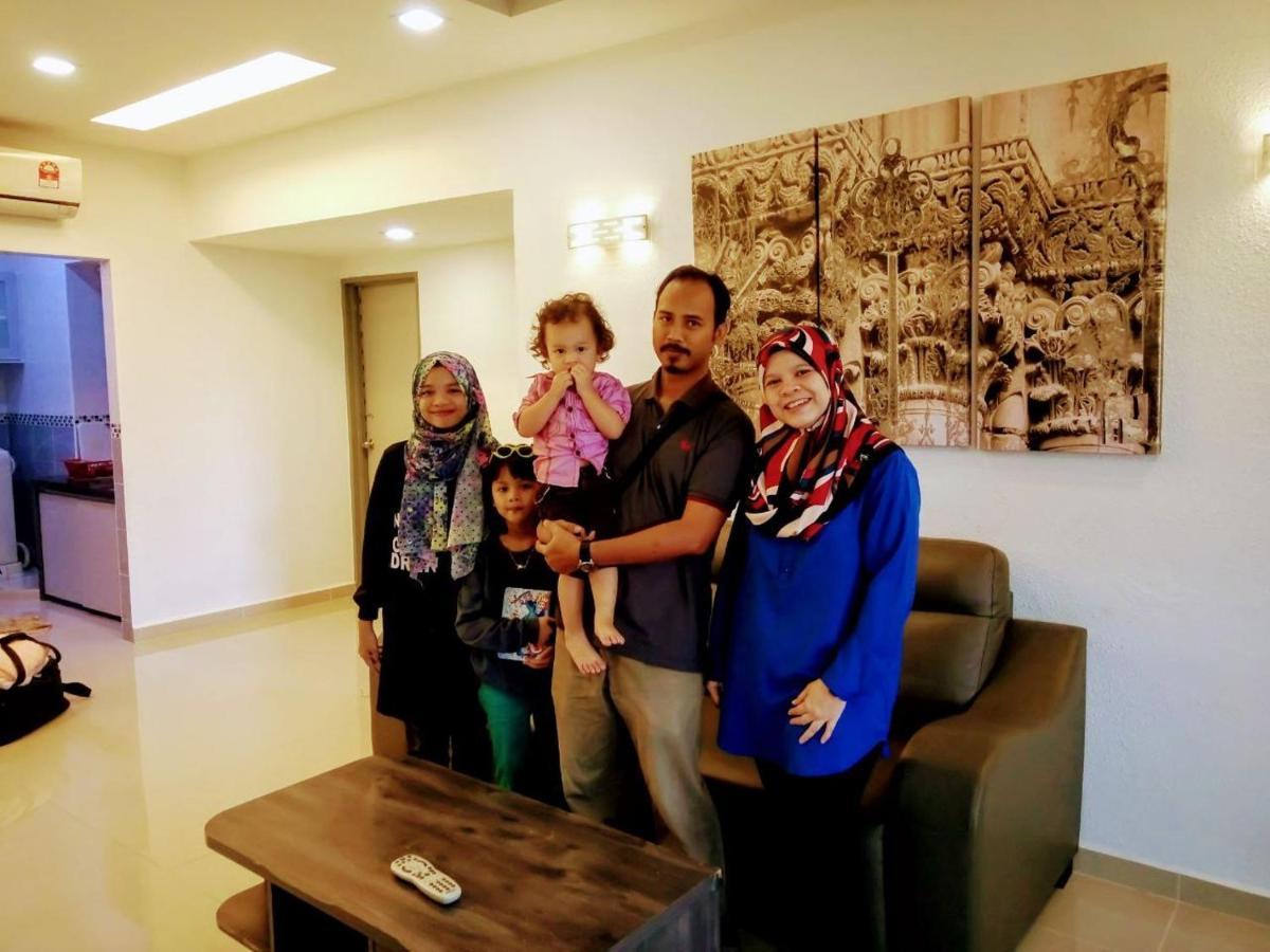 Airbnb At Sri Sayang Batu Ferringhi Beach Zewnętrze zdjęcie