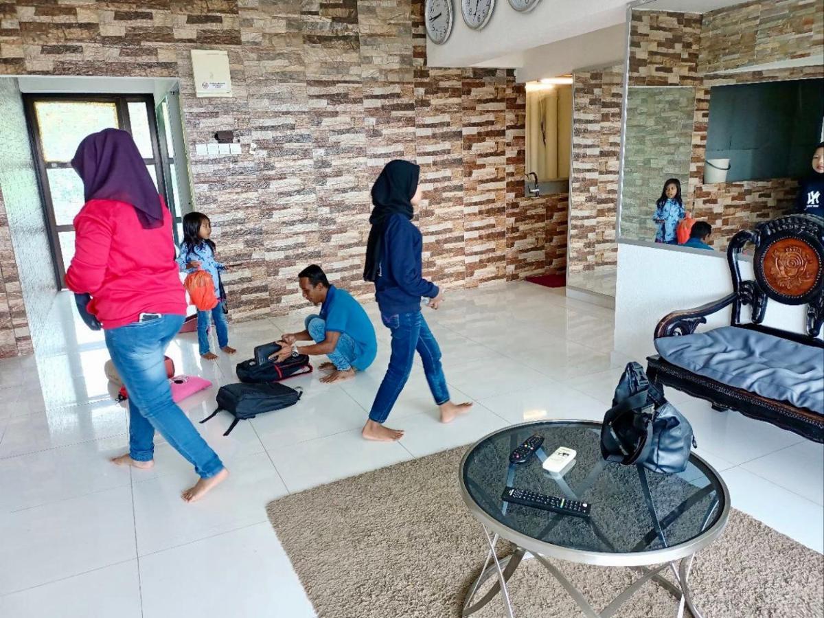 Airbnb At Sri Sayang Batu Ferringhi Beach Zewnętrze zdjęcie