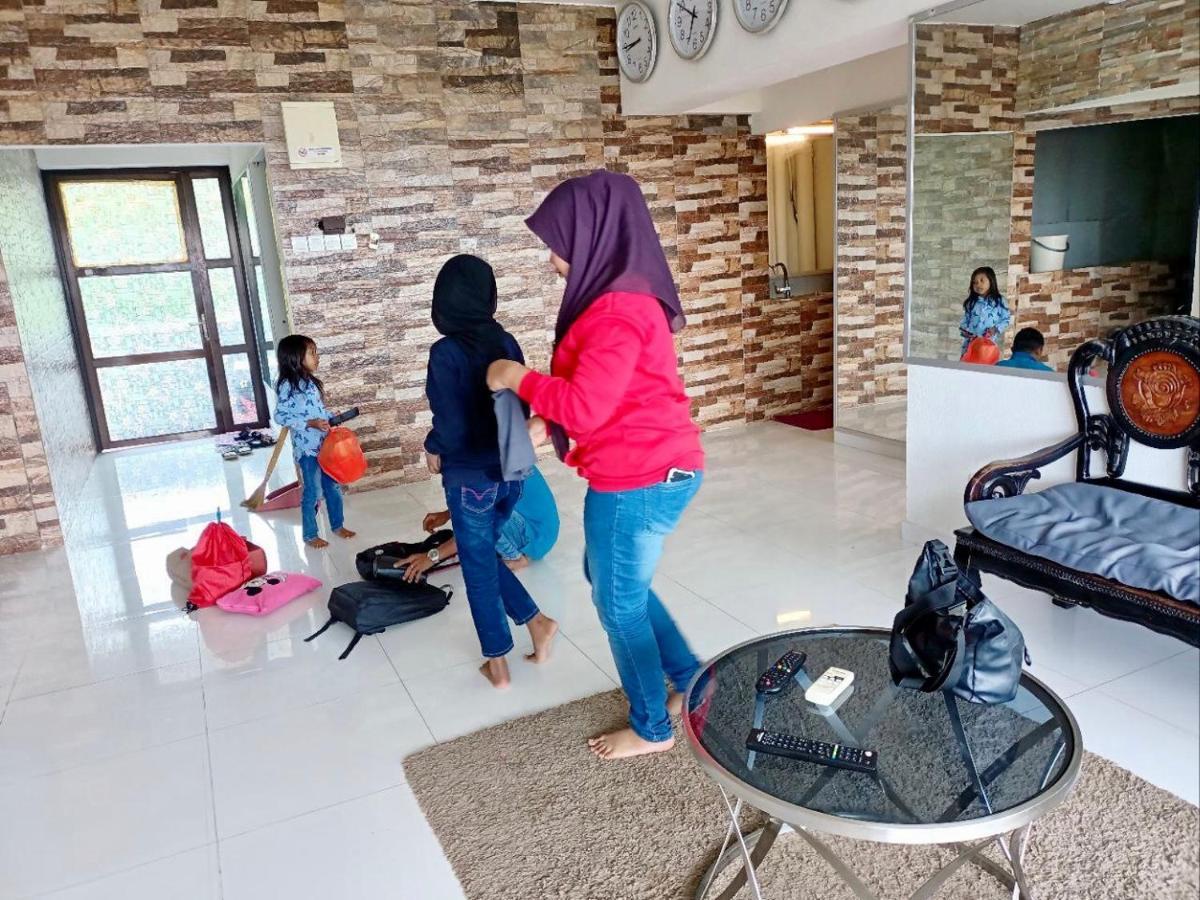 Airbnb At Sri Sayang Batu Ferringhi Beach Zewnętrze zdjęcie